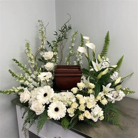 flowers for a cremation service delivery