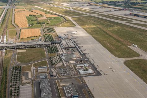 flughafen leipzig halle airport