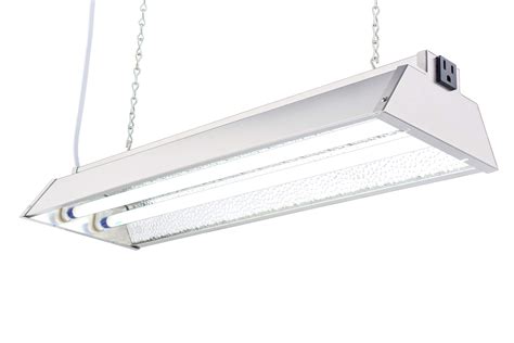 Fluorescent Light Fixture With Reflector
