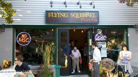 Flying Squirrel Pizza Maple Leaf