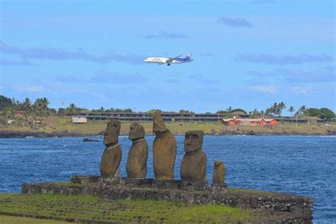 flying to easter island