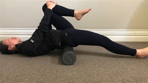 Foam Roller Hip Flexor Stretch