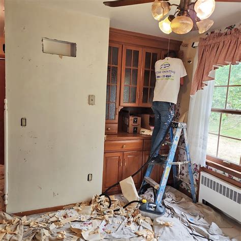 Foil Wallpaper Removal