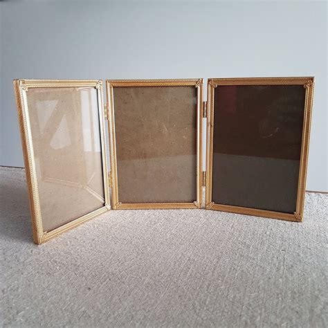 Folding Picture Frame In Bulk