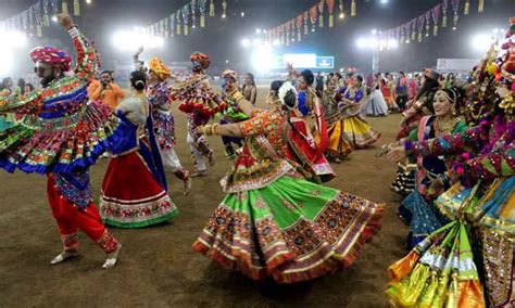 About Folk Dance Of Gujarat