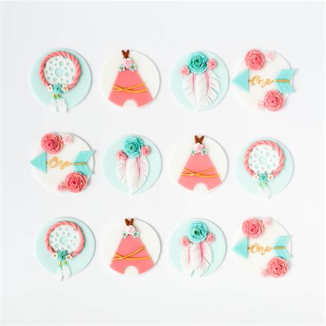 Fondant Boho Cupcake Topper