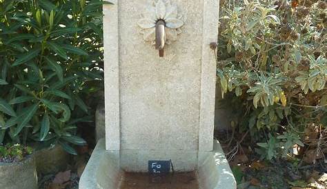 Fontaine En Pierre Petite De Jardin Calcaire Blanche Non