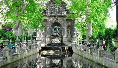 Fontaine Jardin Du Luxembourg La Médicis, France, Paris