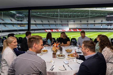 food at marvel stadium