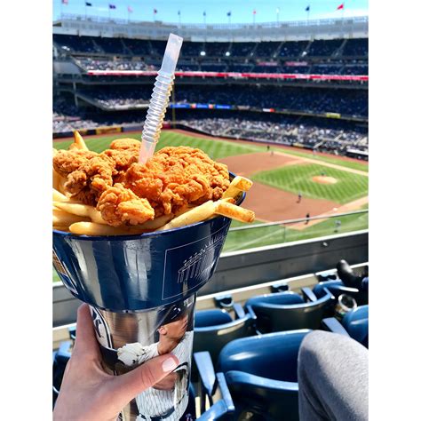 food at yankee stadium