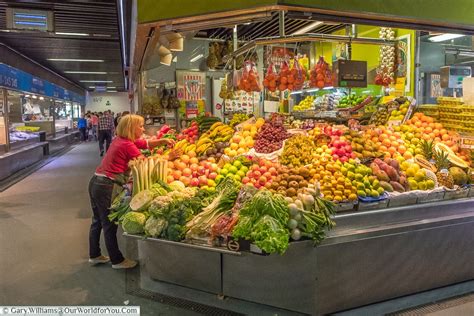 food market in bilbao spain