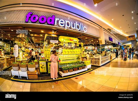 Food Republic Under Breadtalk