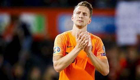 Luuk de Jong: Newcastle sign Netherlands striker on loan - BBC Sport