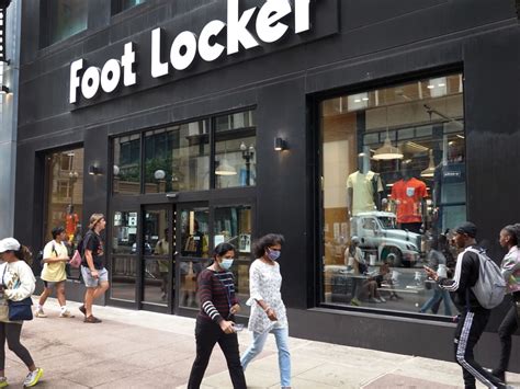 Foot Locker Canada Support