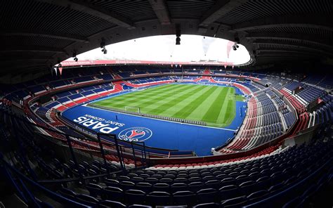 football stadiums in paris