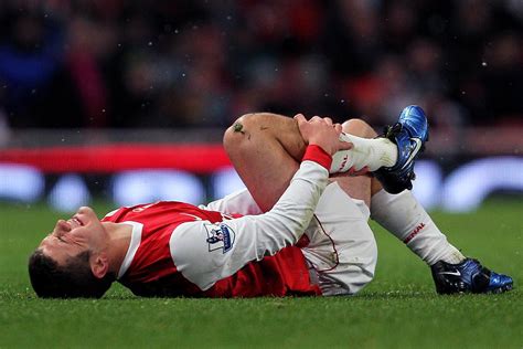 footballers who struggled with injuries
