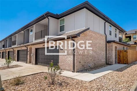 single family home House for Rent in Burleson, TX