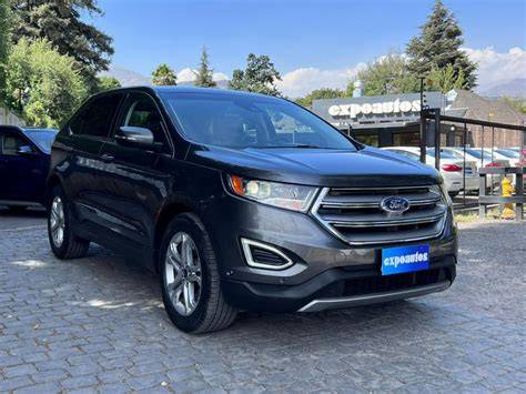 Ford Edge AWD navigating a scenic, winding road