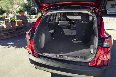 ford escape 2020 rear trunk dimensions