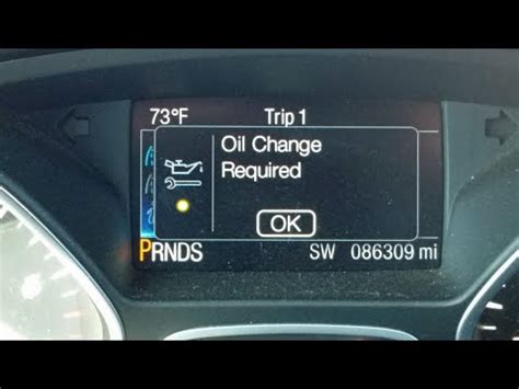 Ford Escape oil change indicator