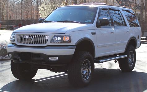 ford expedition 4x4 system