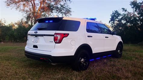 ford explorer emergency lights