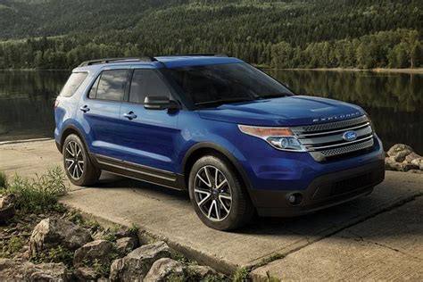 ford explorer model differences