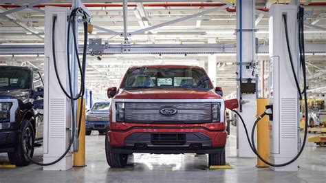 ford f150 lightning production schedule