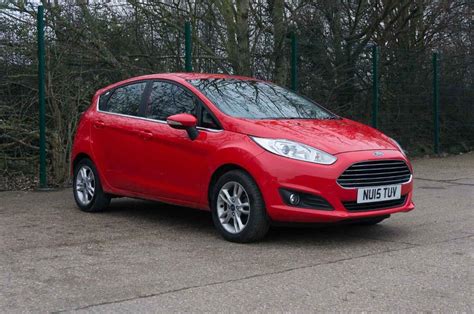 ford fiesta race red