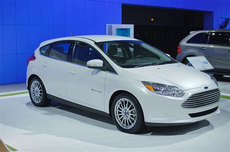 A sleek Ford Focus Electric parked, showcasing its modern design and eco-friendly credentials.
