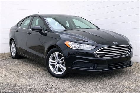 ford fusion 2018 se specs