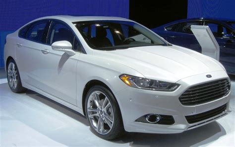 ford fusion 2023 mpg