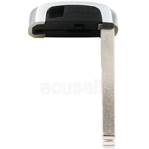 ford fusion emergency key