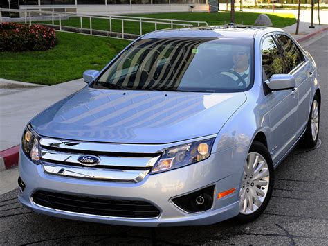 ford fusion mpg 2010