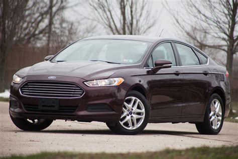 ford fusion se meaning
