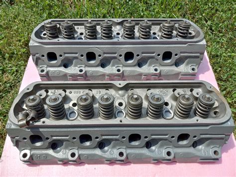 ford gt40 cylinder heads specifications