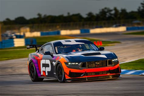 ford mustang dark horse gt4