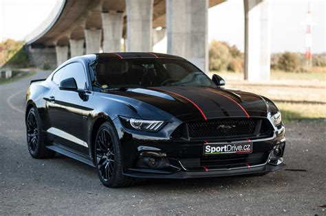 ford mustang gt 5 0 v8