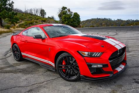 ford mustang gt 500 shelby 2023 rouge