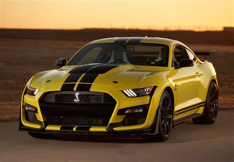 ford mustang gt 500 yellow
