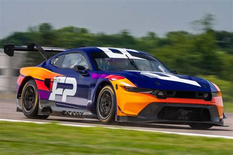 ford mustang gt3 race car
