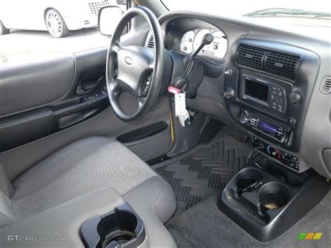 ford ranger 2001 interior
