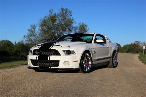 ford shelby gt500 super snake 2010