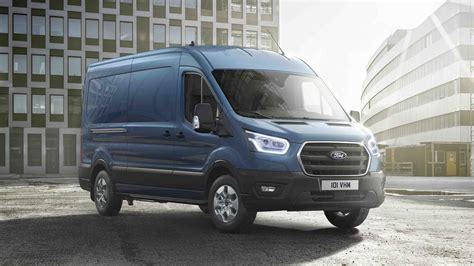 Comparison table of Ford Transit van trims