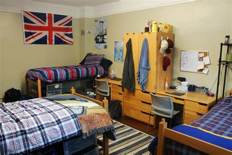 fordham university freshman dorms