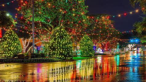 Forest City Hometown Holiday Lights