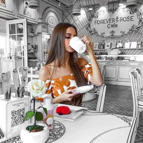 Forever Rose Cafe Owner