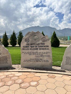 fort carson visitor center