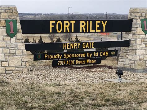 Fort Riley Finance