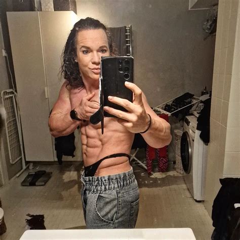 forumsocialgirls.com